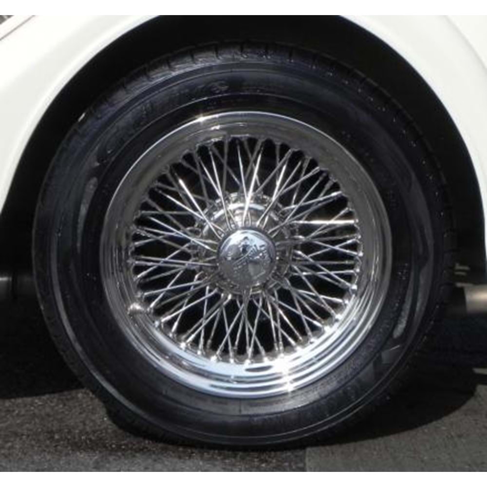 KIMICAR MAGIC NERO GOMME Lastik Parlatıcı ve Koruyucu Sprey - 400 ML