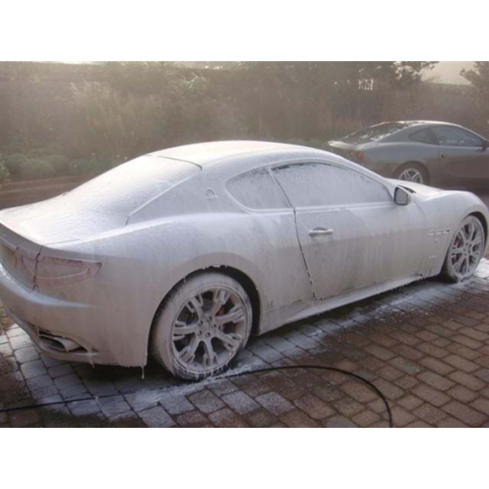 KIMICAR EVOLUX F Extra Köpüklü Ve Kokulu Yüksek Performanslı Cilalı Köpük (1 : 100 Konsantre) - 25 KG